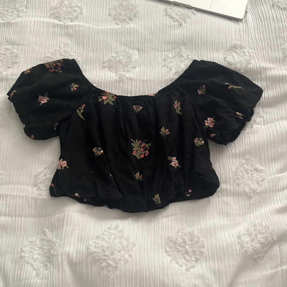 floral cropped top